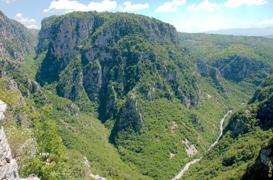Hotels near Holy Monastery of Saint Paraskevi