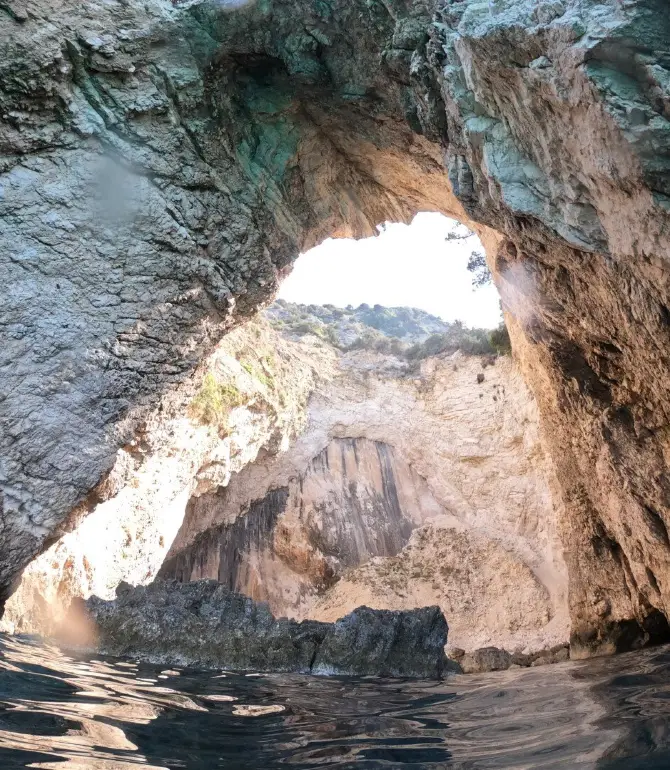 Kavos