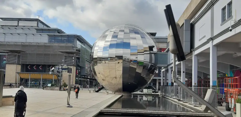 2_Millenium Square