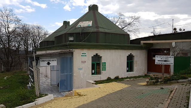 KAHRAMAN BABA TÜRBESİ