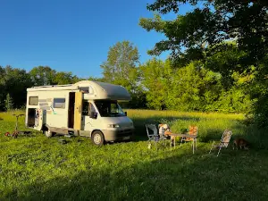 Camping & Holiday Park In Jena