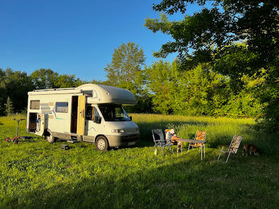 Camping & Holiday Park In Jena