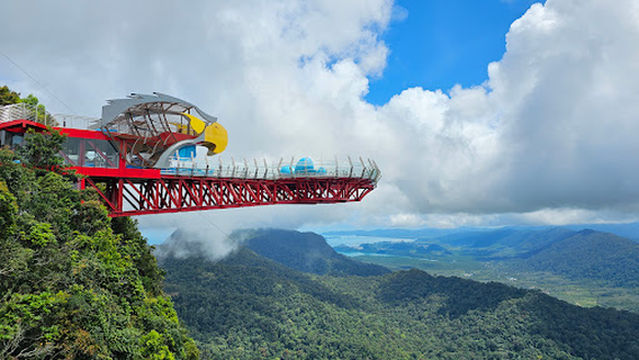 Langkawi SkyCab Middle Station