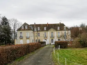Chateau De Loulans-Verchamp