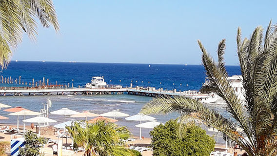 Riviera Plaza Abu Soma