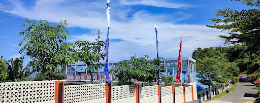 Kolam Renang Banua Wisata