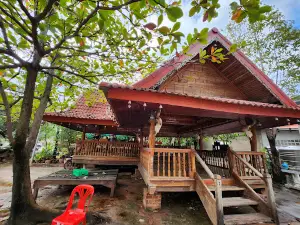 Wat Pakham