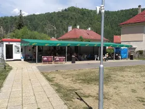 pool Podbrezová