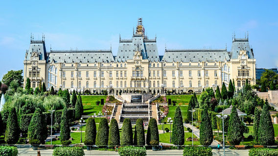 "Palas" Public Garden