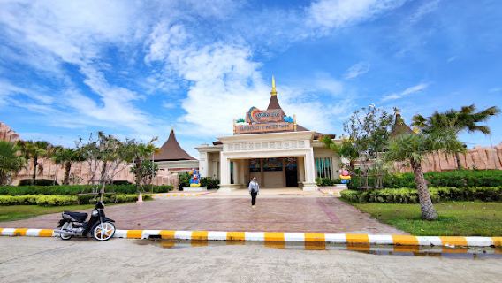 Garden City Water Park