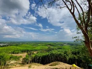 Khuan Ta Roen Khao Soon
