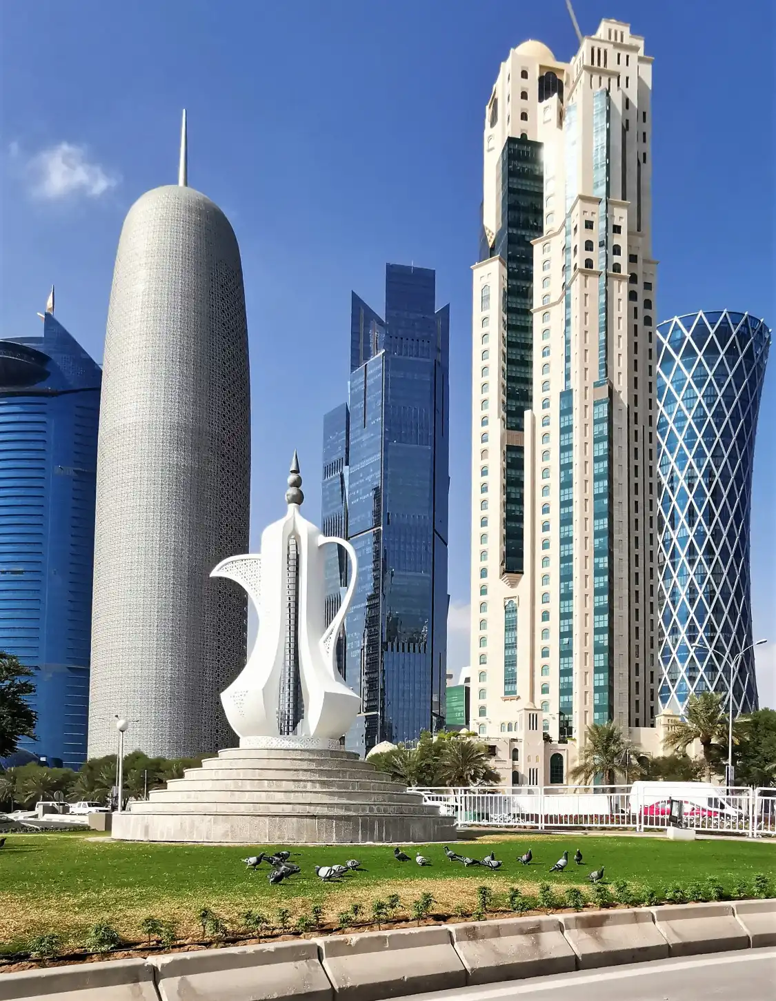 Hotels near Al Dafna Park