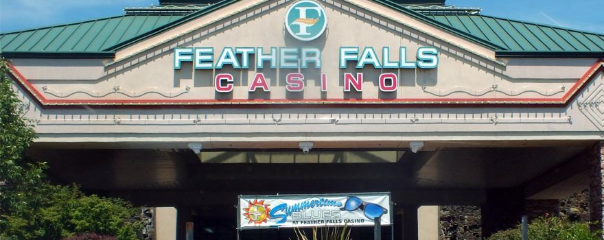 Feather Falls Casino & Lodge
