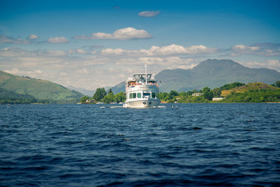 Sweeney's Cruise Co Loch Lomond