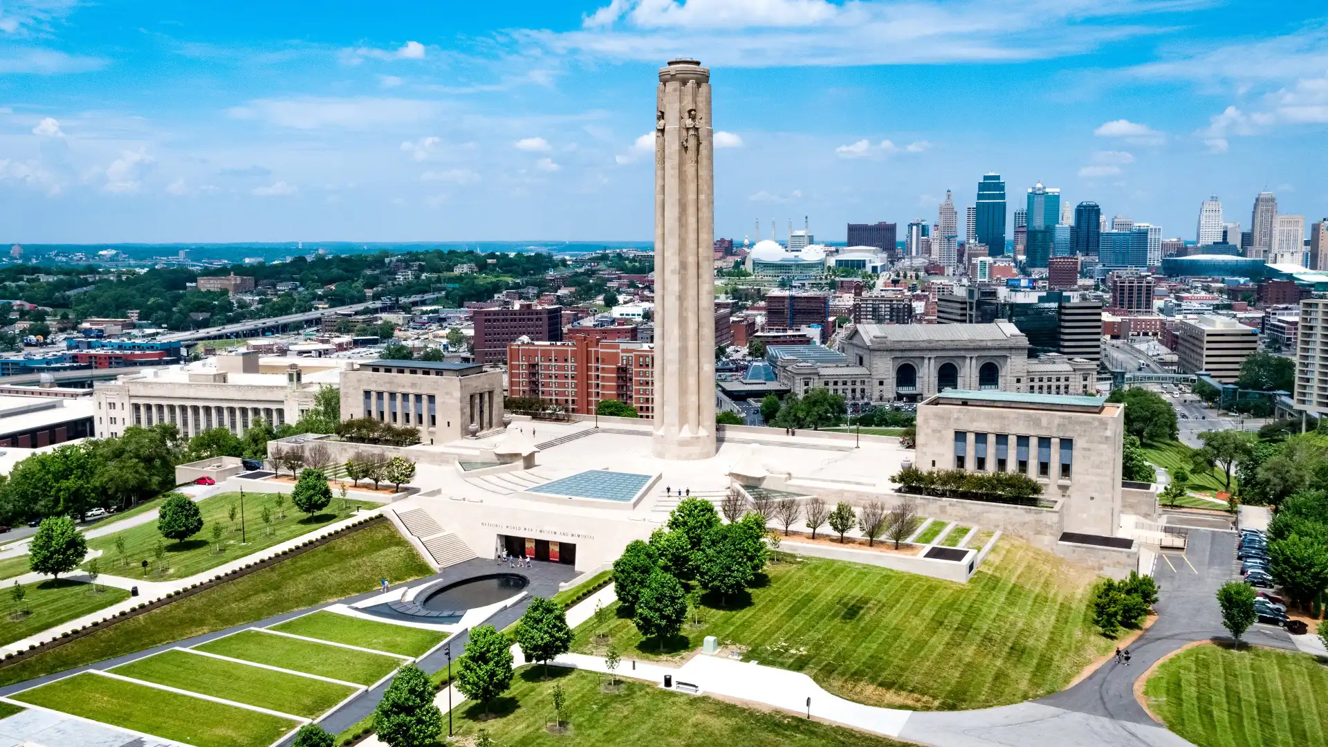 Hotels near National WWI Museum and Memorial