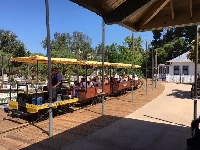 Hotels near Poway-Midland Railroad