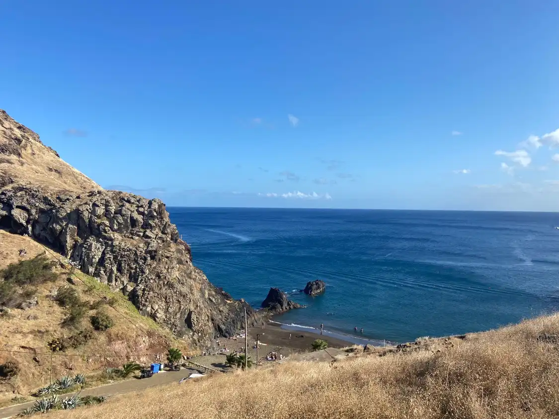 Hotels near Prainha do Canical