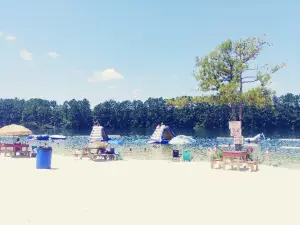 White Sands Lake Day Beach