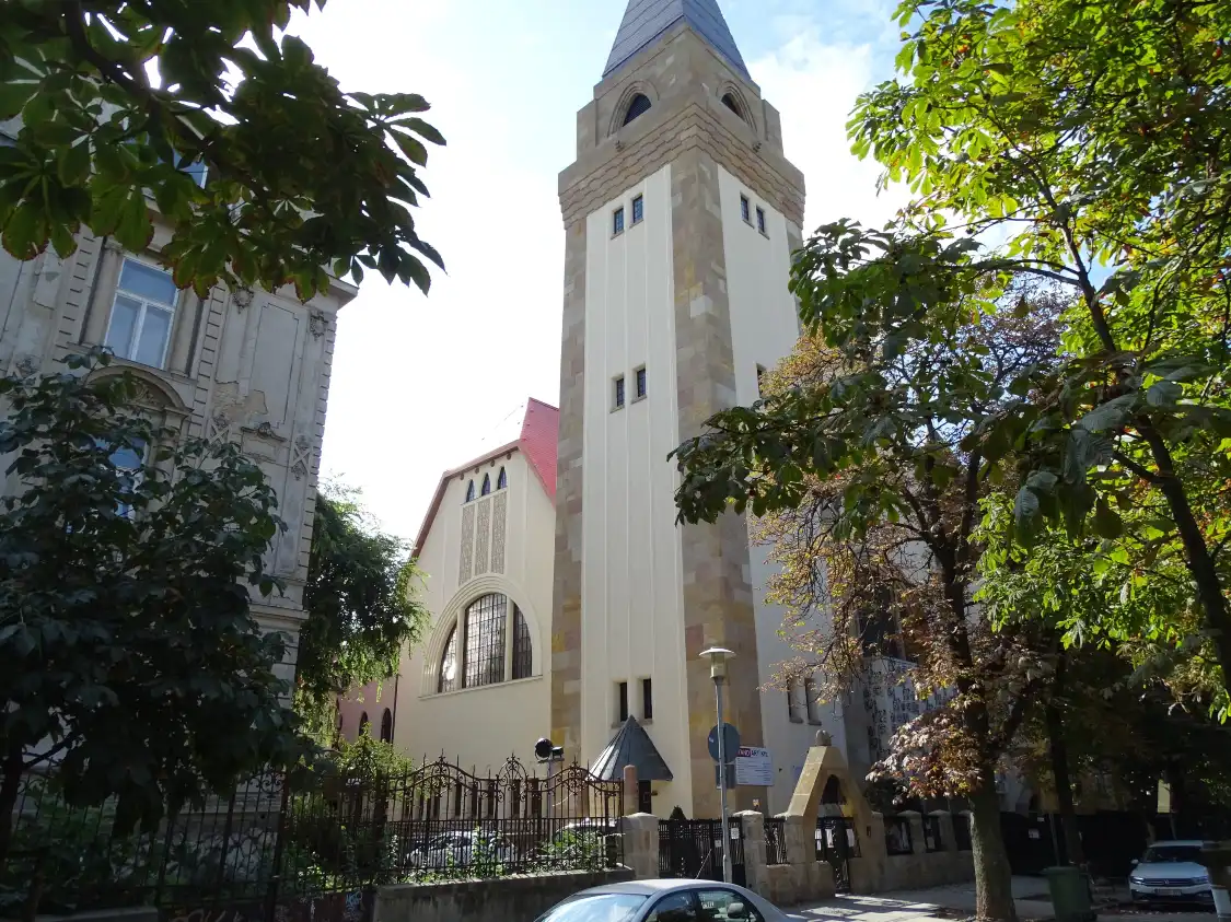 Hotels near Reformed church, Budapest District VII