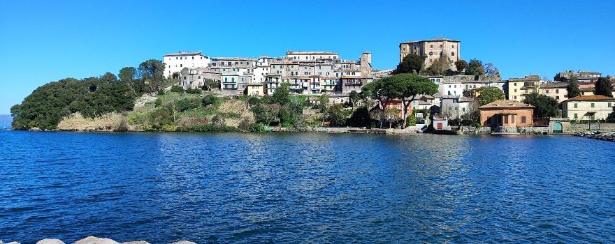 Lungolago di Capodimonte
