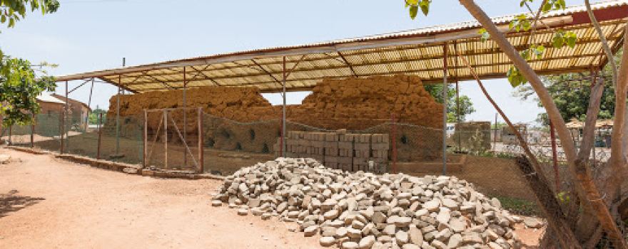Gwollu Slave Defense Wall