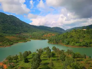 Da Mi Lake