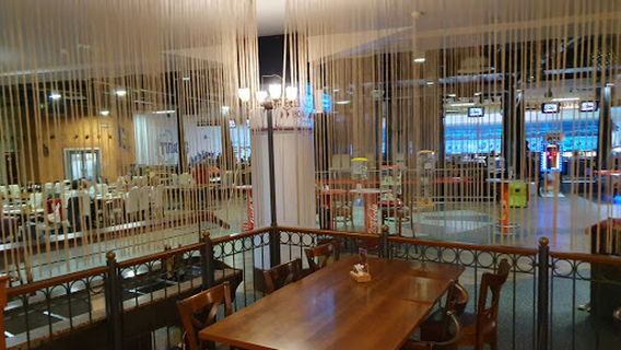 Bowling center Strike