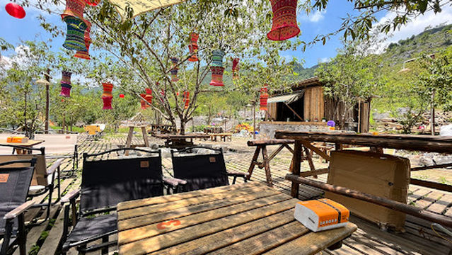 DeChia Campsite - Drink & Restaurant