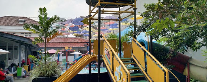 Maen Aer playground
