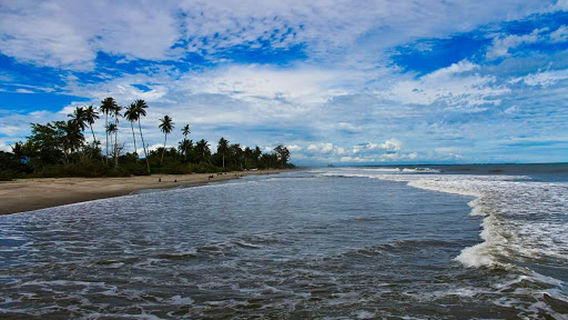 Pantai Tiku