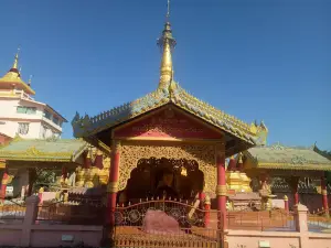 Wat Mon Phra Yuen