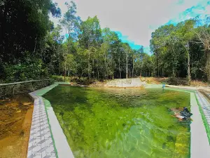 Pemandian Alam Aik Lembong Dalam