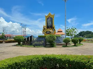 Pak Nam Chumphon Beach