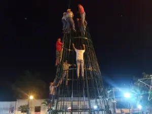 Plaza Del Mártir De La Democracia Nicolás Infante