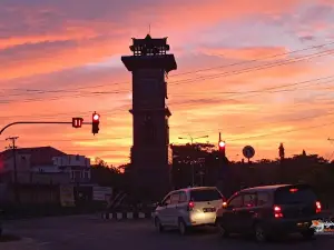 Tugu Jam Thomas - Didik Melak