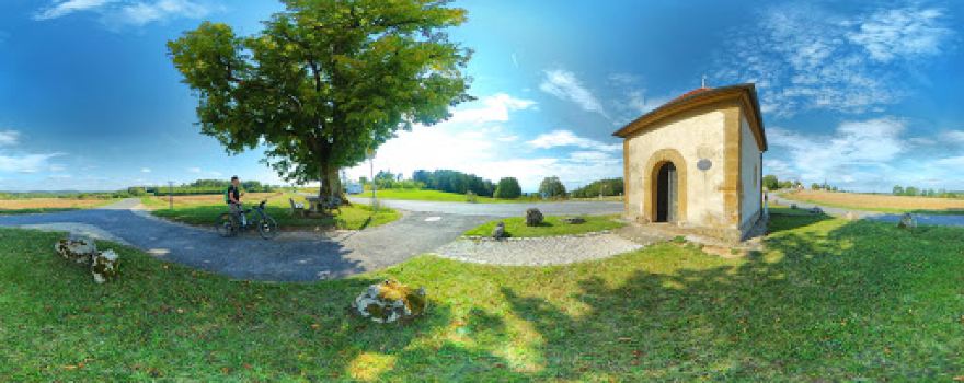Feldkapelle Zu Teuchatz