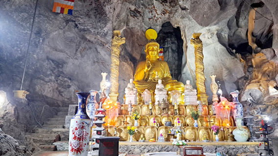 Động Thác Bờ Ngòi Hoa