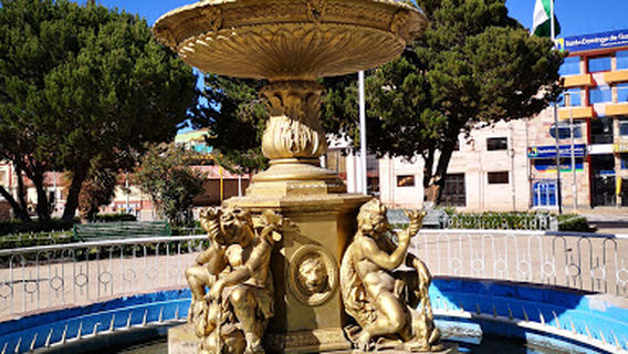 Plaza de Armas de Ayaviri