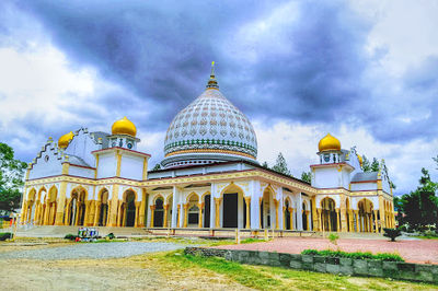Mesjid Raya Ruhama. Takengon