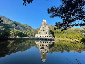 Wat Pa Wiwek Phukhao Wong