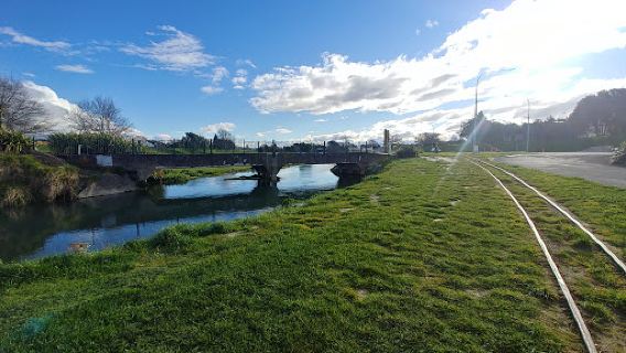 The Quays, Riverside Park