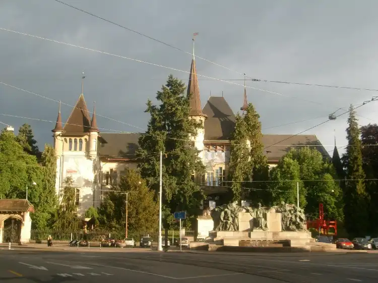 Hotels near Bernisches Historisches Museum - Einstein Museum