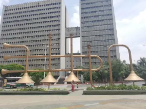 Plazoleta Jairo Varela o de La Caleñidad