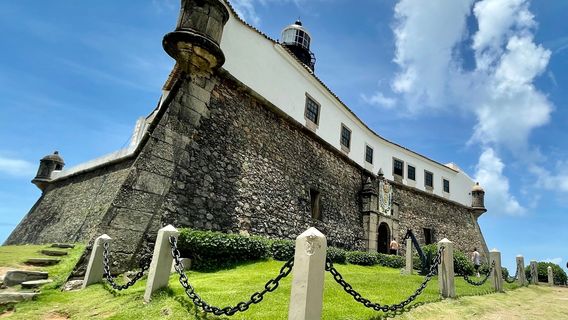 Barra Lighthouse - Santo Antônio da Barra Fort
