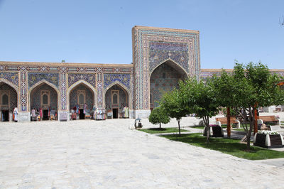 Tilya-Kori Madrasa