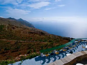 Meltemi Boat Tours, Watersports & Diving