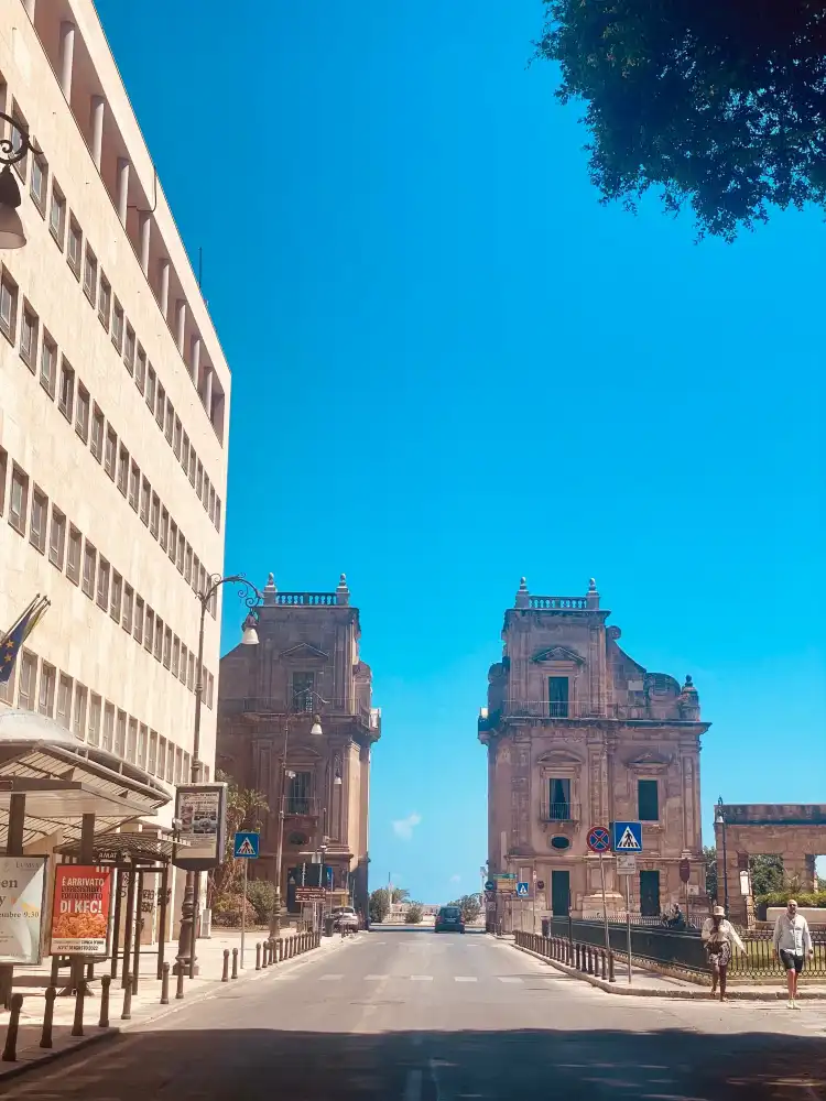 Hotels near Porta Felice