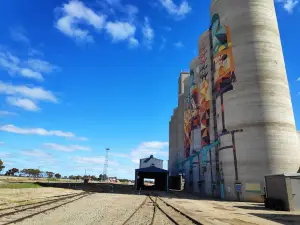 PUBLIC Silo Trail: Merredin Silo Art