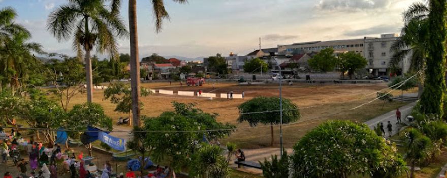 Merdeka Square, Serasuba