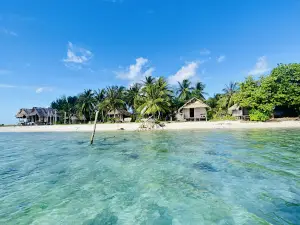 LUZO Boat Tours Raja Ampat